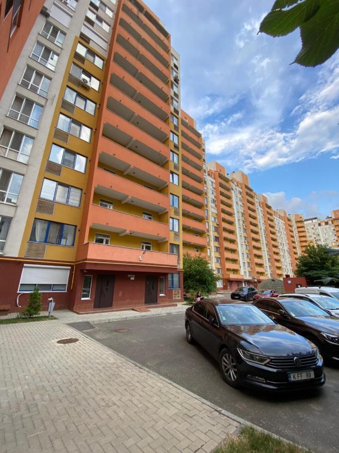 Cozy Two Bedroom Large Apartment Kiszyniów Zewnętrze zdjęcie