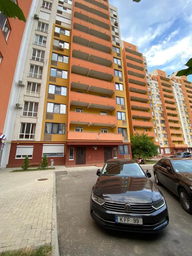 Cozy Two Bedroom Large Apartment Kiszyniów Zewnętrze zdjęcie