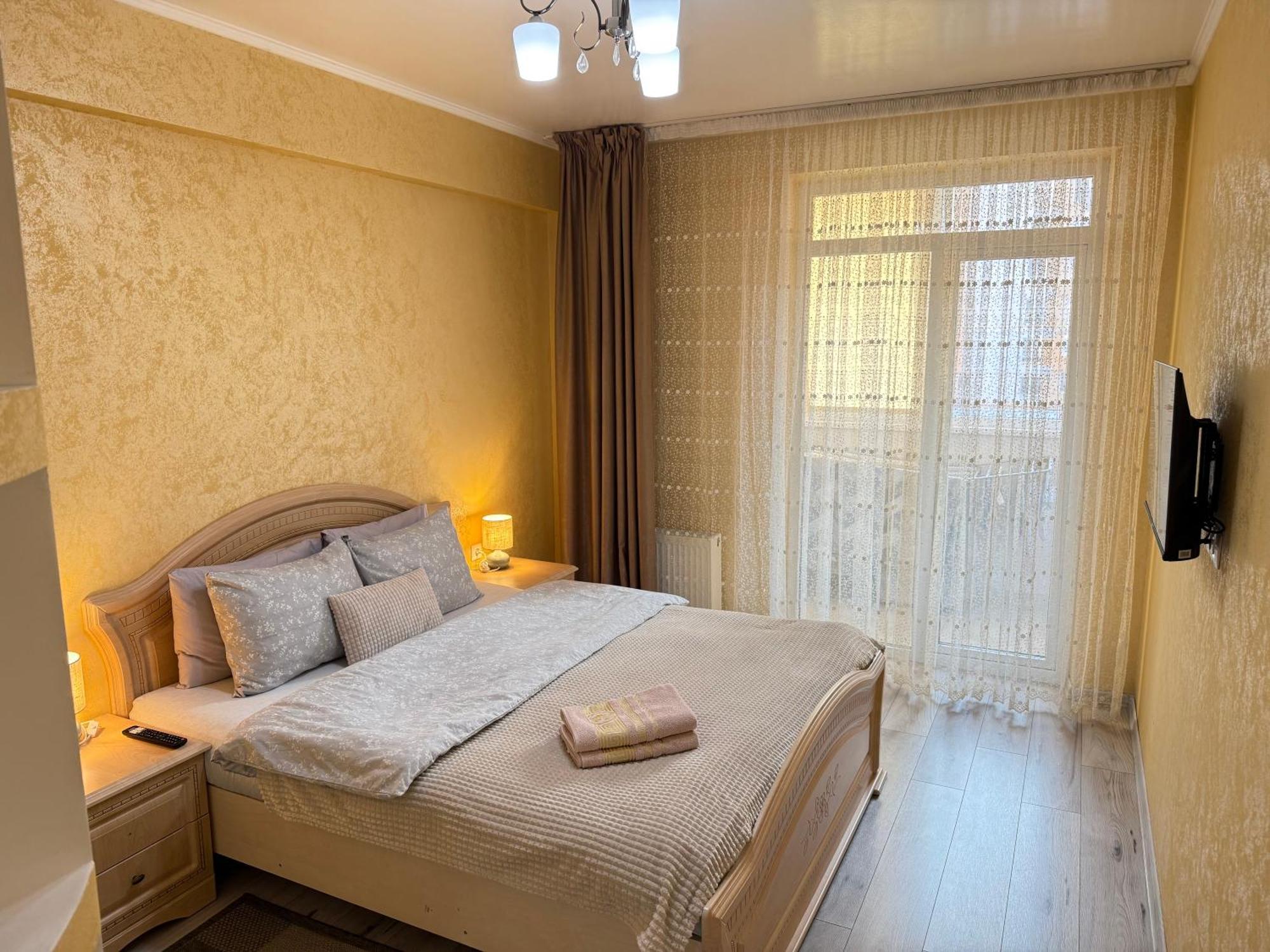 Cozy Two Bedroom Large Apartment Kiszyniów Zewnętrze zdjęcie
