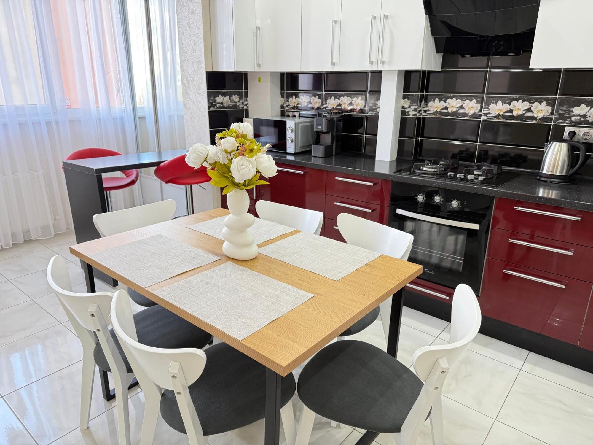 Cozy Two Bedroom Large Apartment Kiszyniów Zewnętrze zdjęcie